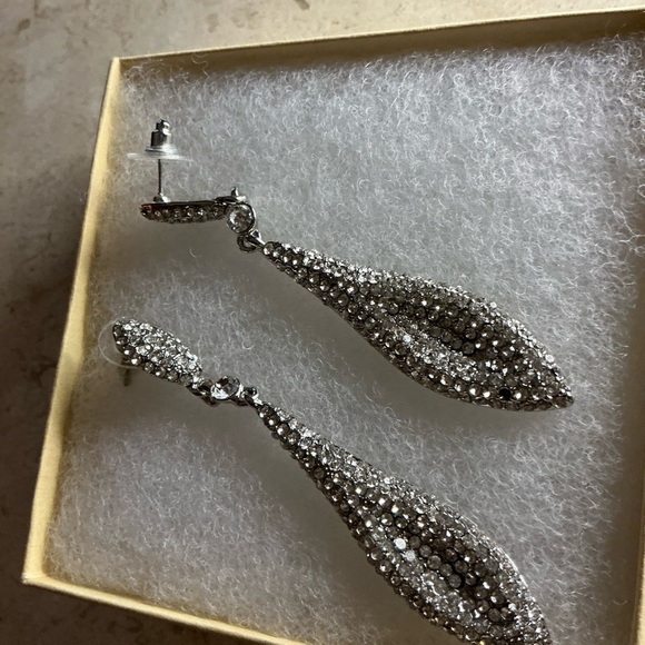 Costume Crystal Tear Drop Earring - Picture 3 of 3